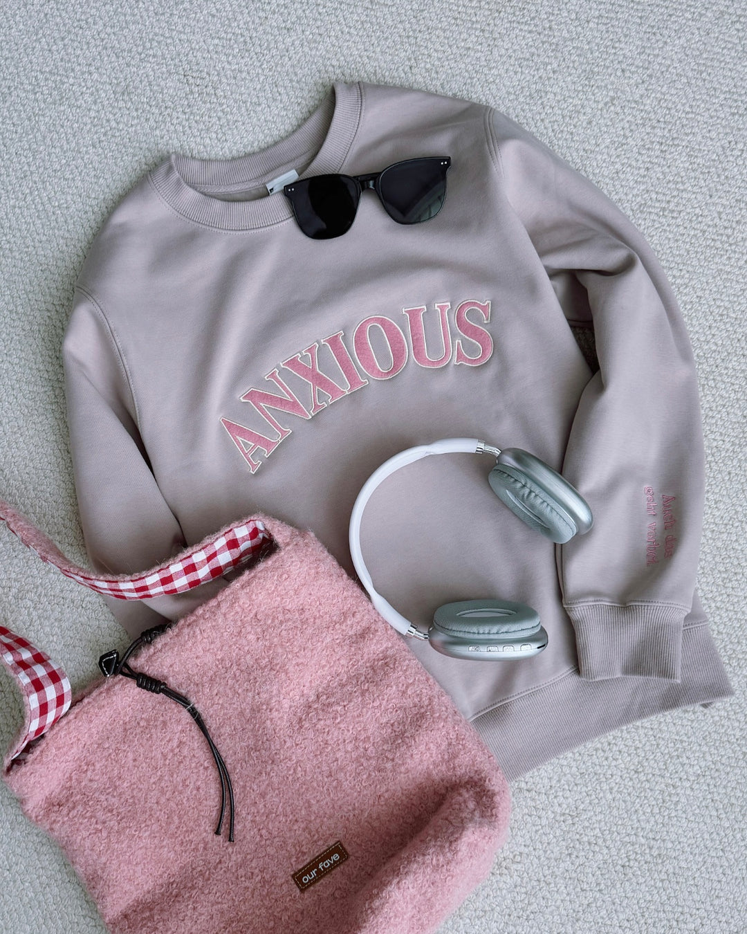 "ANXIOUS" Rundhals-Sweatshirt - Auch das geht vorbei.